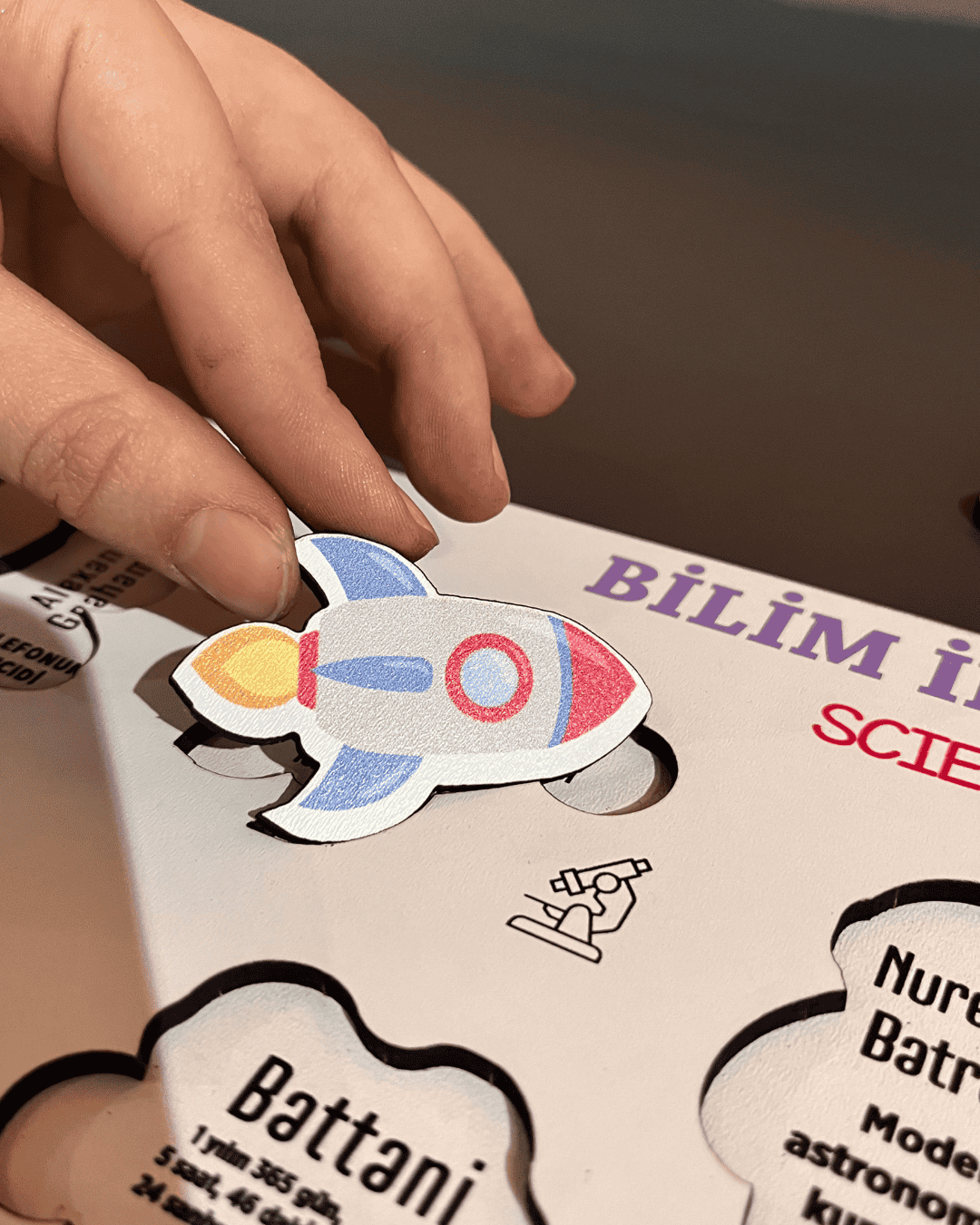 Bilim İnsanları Ahşap Oyuncak Moon Beavers™