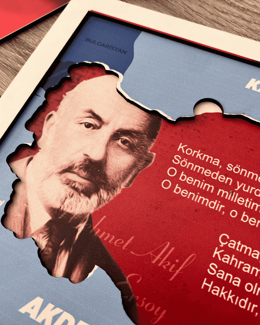 çocuklar için milli bilinç kazandıran bayraklı puzzle